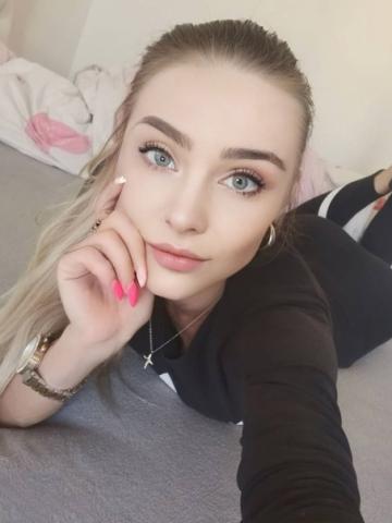 Проститутка Амелия